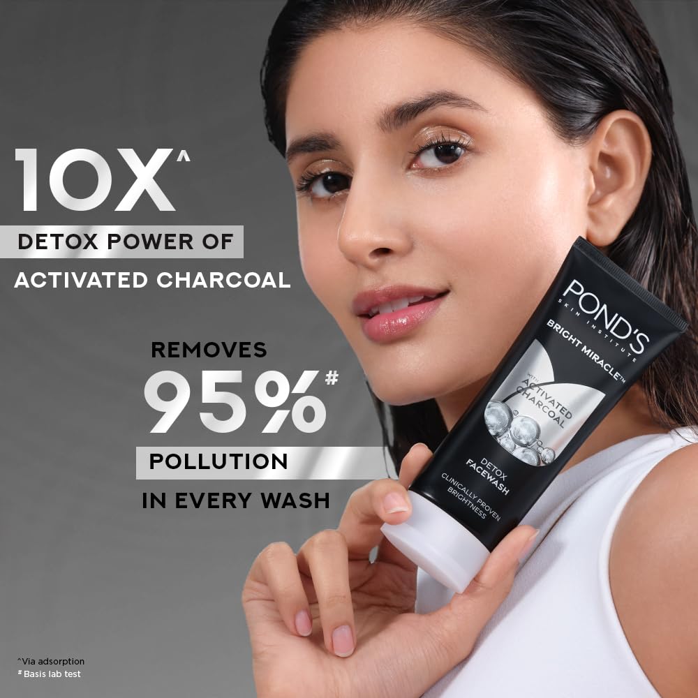 Ponds Bright Miracle Activated Charcoal, Detox Facewash, 15 gm (Deal : Benefit Of 28%)